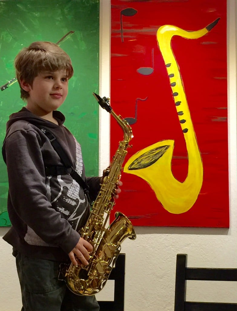 Junge mit Saxophon, Saxophonschüler MusiCeum